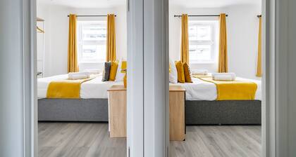 Modern Town Center Apartments Aldershot