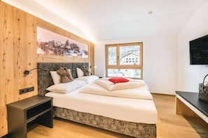 Apartamento família | Cofres nos quartos, quartos à prova de som, Wi-Fi de cortesia