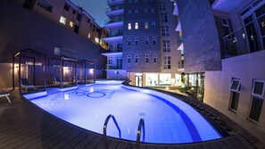 Outdoor pool - 37 On Kikambala Apartments (Nairobi)