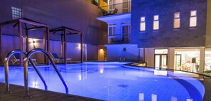 Outdoor pool - 37 On Kikambala Apartments  (Nairobi)