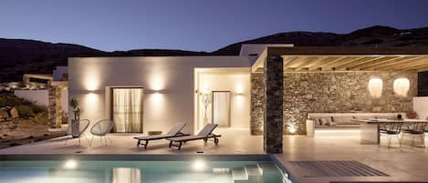 Superior Villa with Private Pool | Útsýni úr herberginu