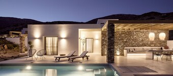 Thea Luxury Villas Ios