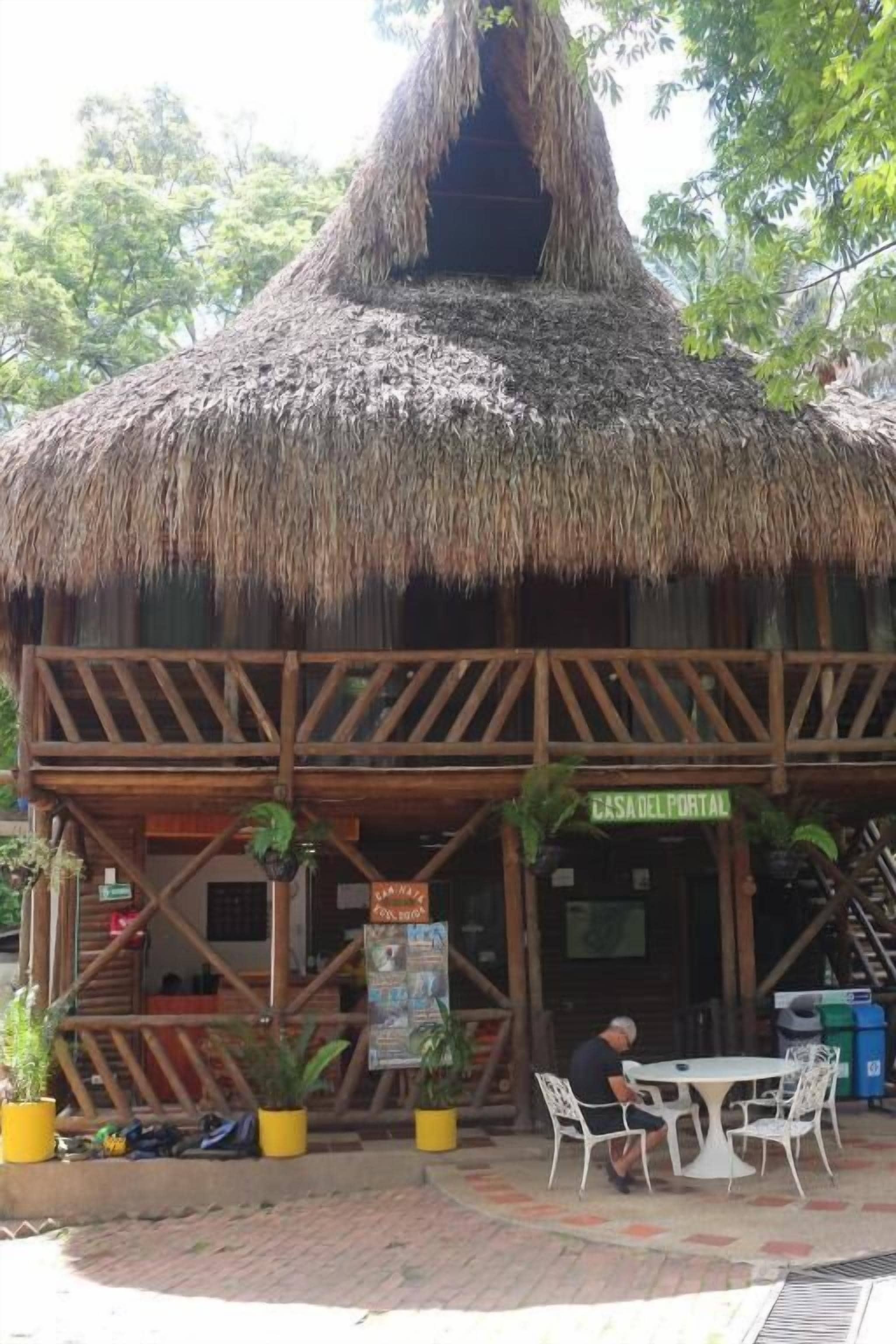 تناول الطعام بالخارج