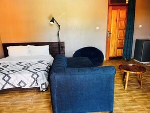 1 bedroom, iron/ironing board, WiFi - The cozy downtown (Kampala)