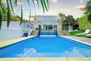 Piscine couverte