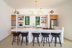 Fridge, microwave, oven, dishwasher