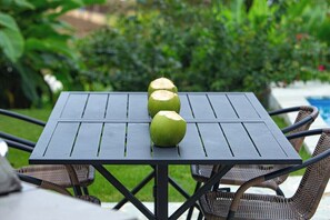 Outdoor dining - V18a Casa Sueño · Cozy 2-Level Villa w/ Pool around the mountain (Sosua)