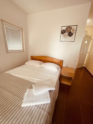 1 bedroom, free WiFi, bed sheets - Mahara Doo (Bar)
