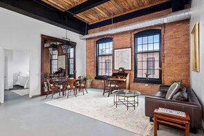 Interior - Luxury 2 Bedroom 2 Bathroom Loft Apartment In Williamstown With Great Amenities! (Williamstown)