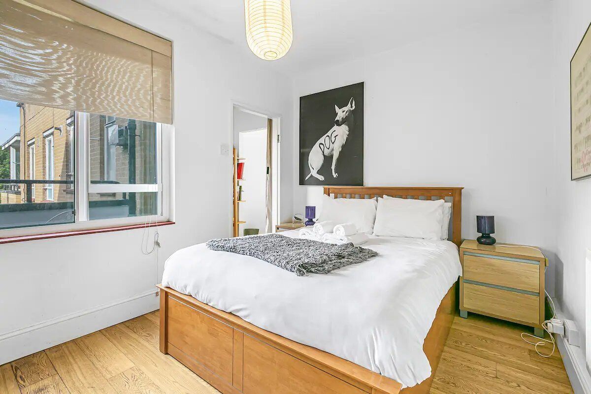 2 soverom, strykejern/-brett, wi-fi (inkludert) og sengetøy