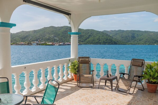 Terrace/patio - Pond Cay - Private Cay (Guanaja)