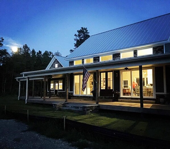 Exterior - Red Dog Farms Modern Studio Apt (Rocky Point)