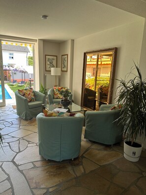 Reception - Hotel Hofmann zur Mühle Garni (Bad Krozingen)