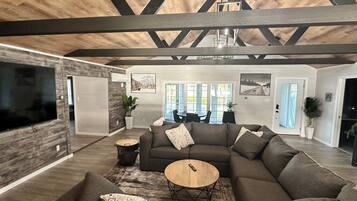 Älytelevisio, kirjoja