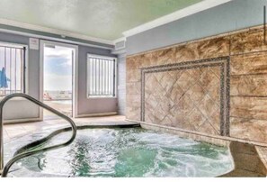 Spa - Beach Front Penthouse Condo with balcony over looking the Gulf! Family Friendly! (Panama City Beach)