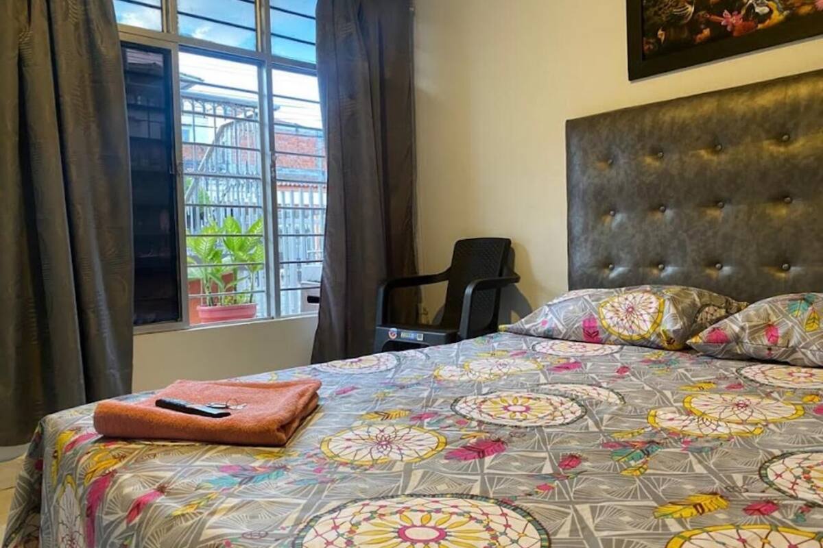 Basic Room | Soundproofing, free WiFi, bed sheets