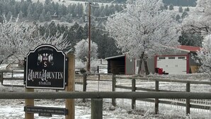 Property grounds - Beautiful mountain views, Close to trails, Pet friendly Farm Awaits you! (Florence)