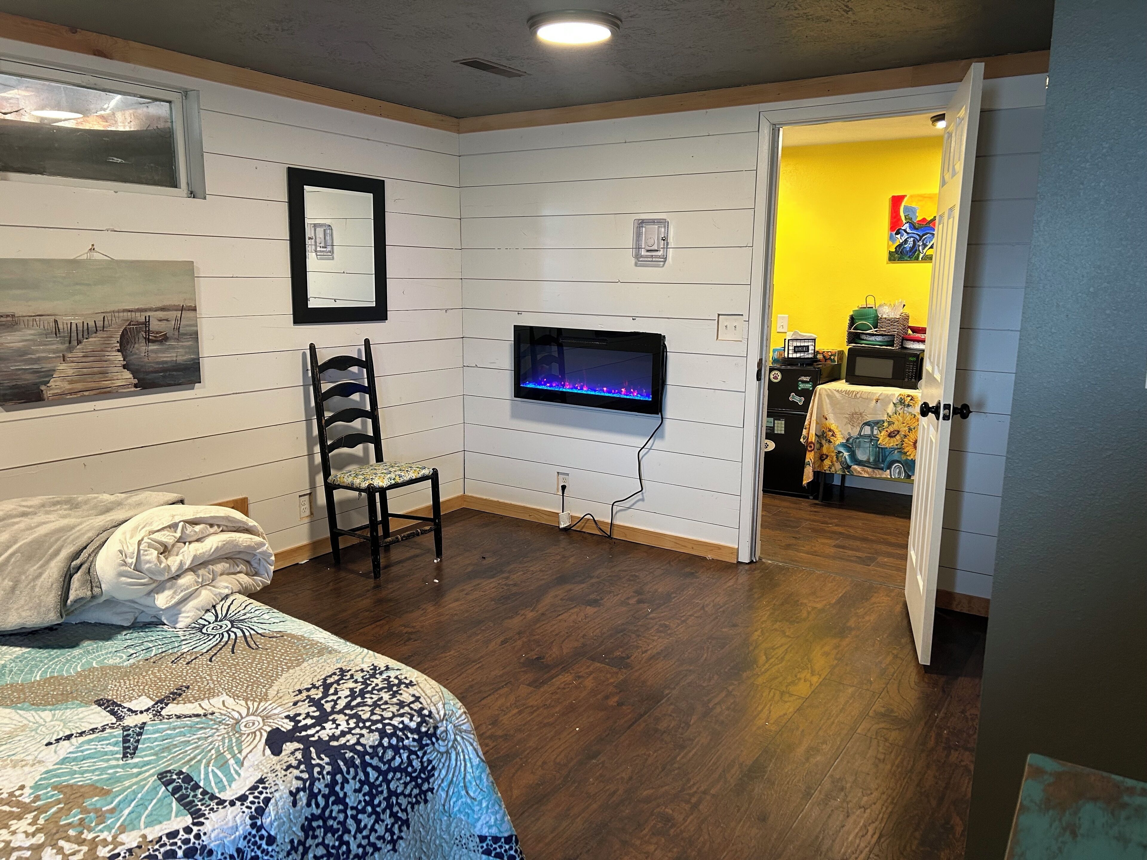 1 dormitorio, escritorio, tabla de planchar con plancha y wifi gratis