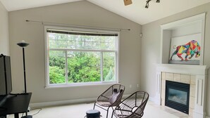 Interior - Coquitlam Centre Mall 3 Bed 1 Bath in a Shared House (Port Coquitlam)