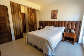 3 chambres, fer et planche à repasser, lit parapluie, Wi-Fi