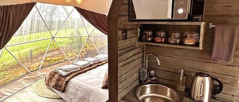 1 bedroom, iron/ironing board, free WiFi, bed sheets