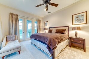 5 عدّة غرف نوم ومكواة/لوح كي وواي فاي وملاءات أسرّة