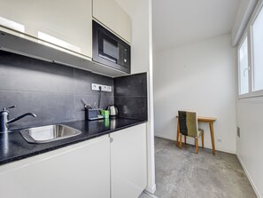Fridge, microwave, coffee/tea maker