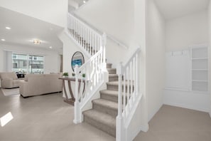Interior - 5 BD/ 4 BA/ Windsor Cay (1289 ER) (Clermont)
