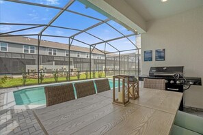 Outdoor dining - 5 BD/ 4 BA/ Windsor Cay (1289 ER) (Clermont)