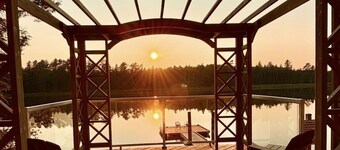 The Hideaway Cottage with Hot tub