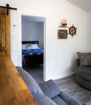 2 bedrooms, desk, free WiFi