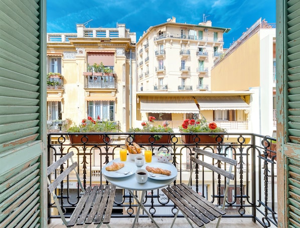 Superior appartement, uitzicht op zee | Terras