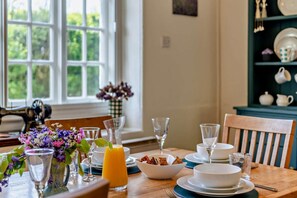 Dining - 3 Bed in Tavistock (oc-t29334) (Gulworthy)