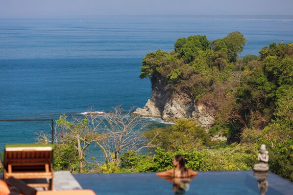 View from property - Sumba Lodge (Quepos)