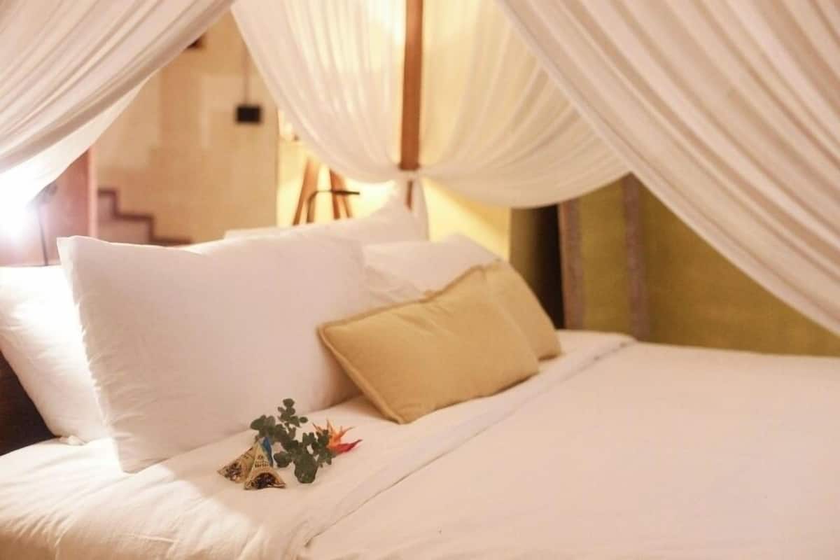 Watu Master Suite with Ocean View