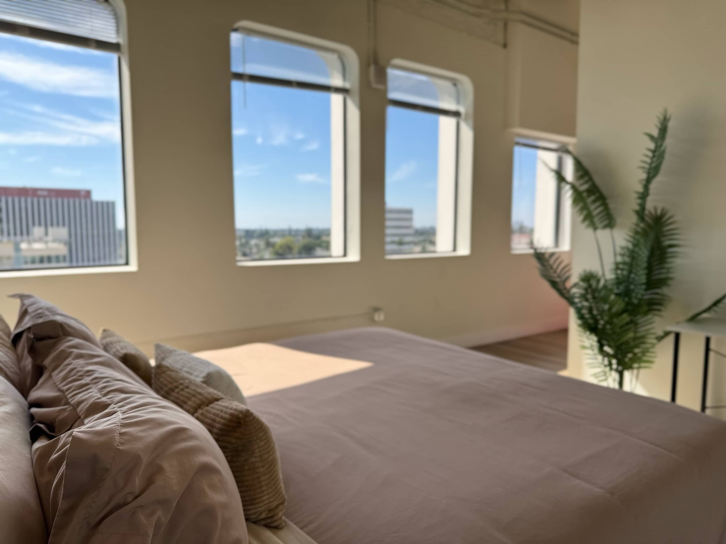 1 habitación, escritorio, tabla de planchar con plancha y wifi gratis 