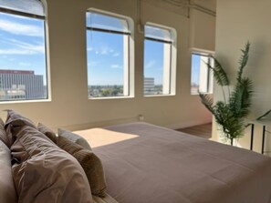 1 chambre, bureau, fer et planche à repasser, Wi-Fi gratuit