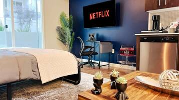 1 Schlafzimmer, Schreibtisch, Bügeleisen/Bügelbrett, kostenloses WLAN