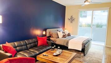 1 habitación, escritorio, tabla de planchar con plancha y wifi gratis