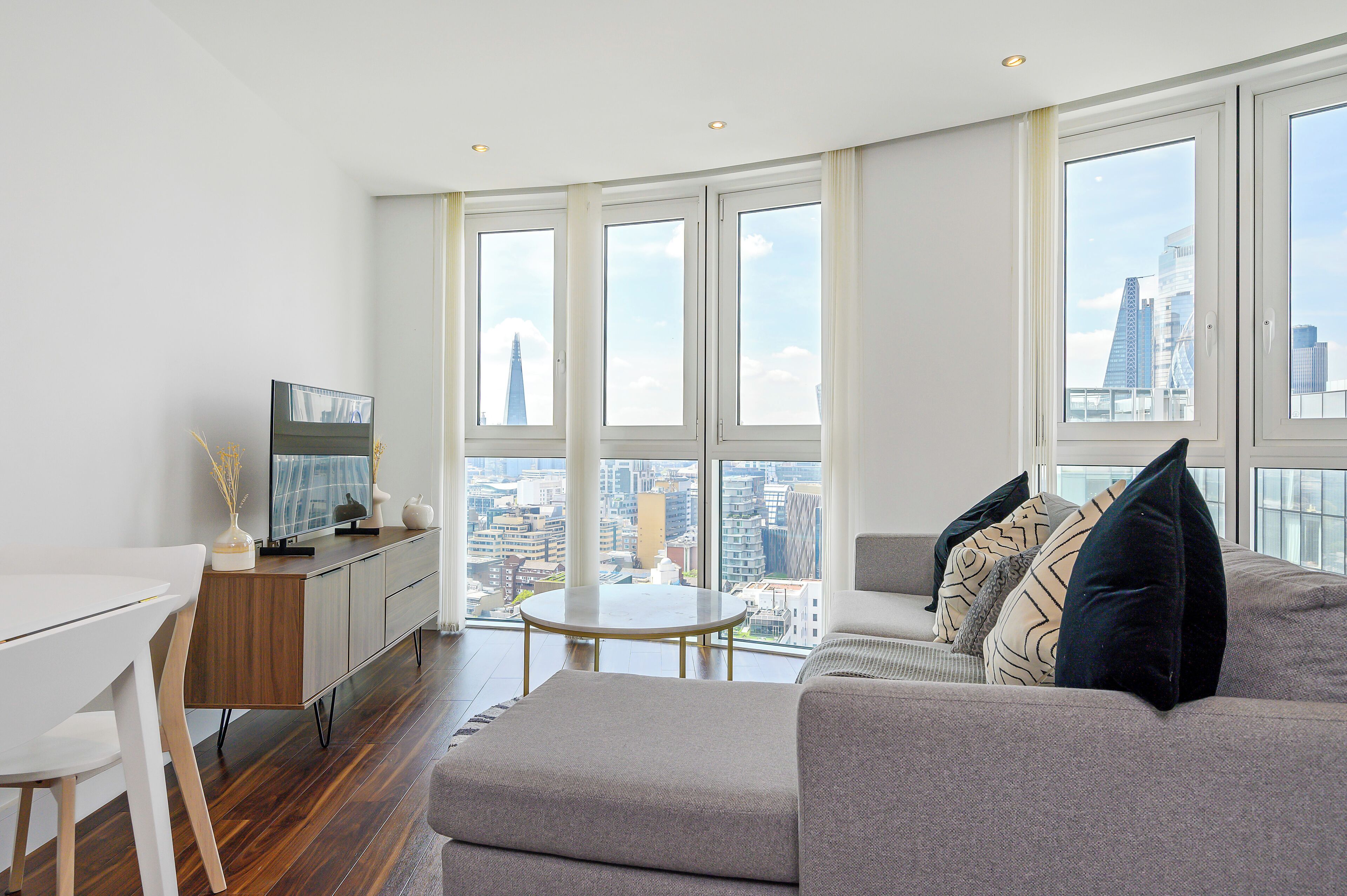 Apartment | Living area