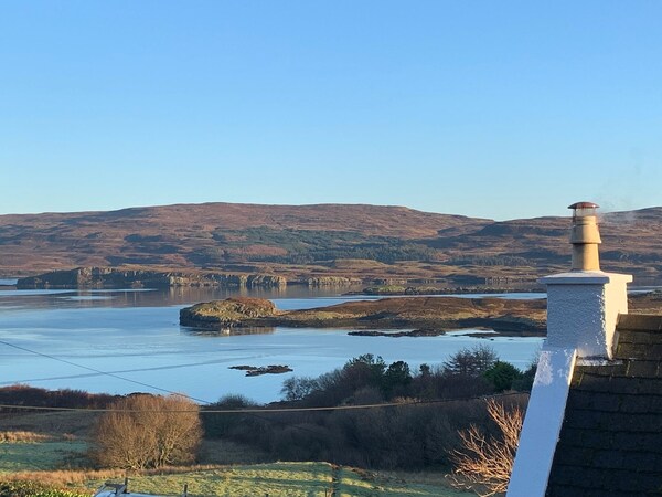 Cosy Sea View Skye Cottage For 6 - Skye