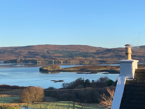 Cosy Sea View Skye Cottage For 6 - Scotland