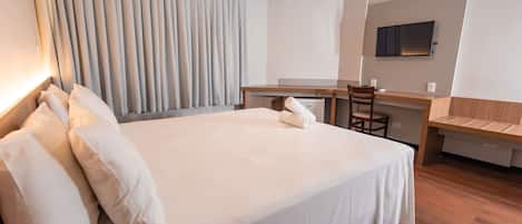 Chambre Deluxe | Coffre-fort, rideaux dâobscurcissement, systĂšme dâinsonorisation