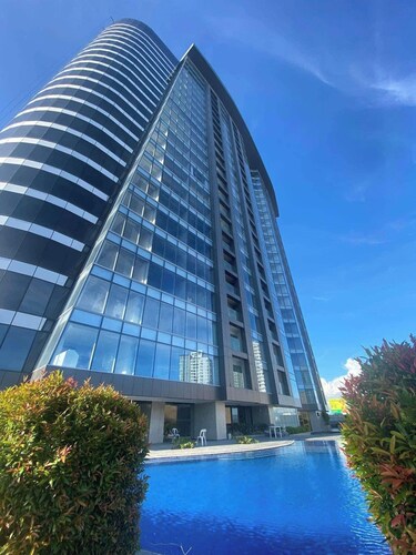 Family-sized condo, 2 min from the heart of Davao City. Perfect for your stay!