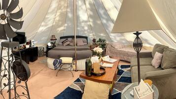 Kabin | Area keluarga | TV