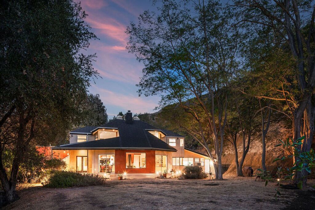 Malibu Modern Haven: Mountain Views w POOL