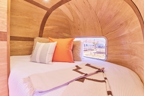 Deluxe Studio, 1 Queen Bed | Individually decorated, individually furnished, free WiFi, bed sheets