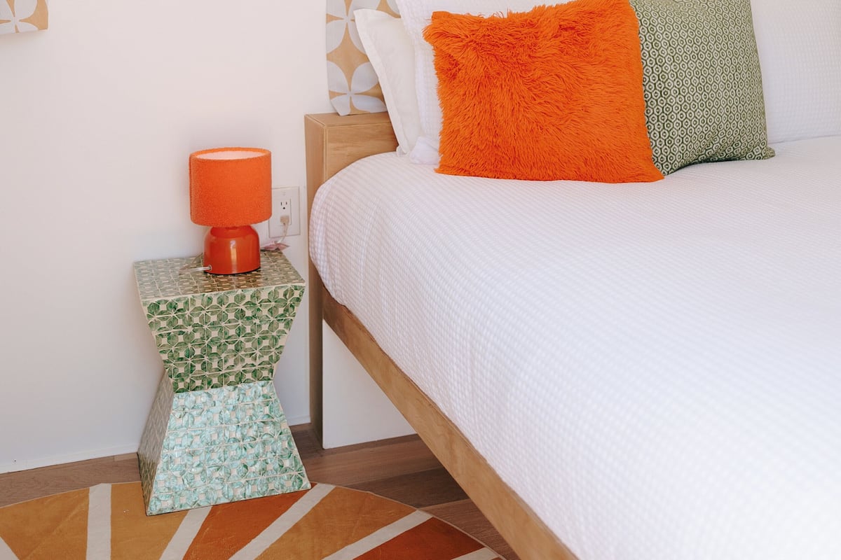 Deluxe Studio, 1 Queen Bed | Individually decorated, individually furnished, free WiFi, bed sheets