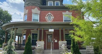 THE VICTORIAN GUESTHOUSE BED & BREAKFAST - Room 4