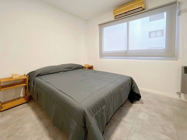 2 bedrooms - Modern Almagro Apartment for 4 Guests With Balcony and Full Amenities (Buenos Aires)